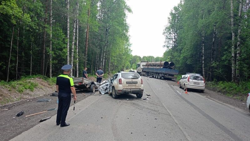 На трассе рядом с Волчанском в ДТП пострадали три человека, в том числе ребенок