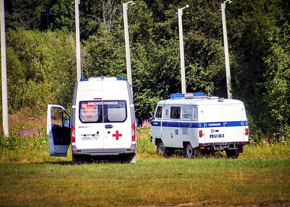 Двое братьев обнаружены мертвыми в машине в районе Карпинска