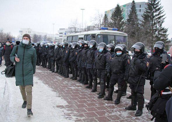 Прогулка и ОМОН. 31 января в Екатеринбурге прошла несанкционированная акция протеста. Фотоотчет