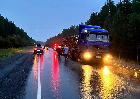 На трассе рядом с Волчанском произошло смертельное ДТП с грузовиком, кроссовером и легковушкой 