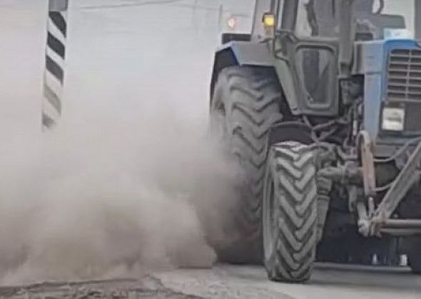 Карпинцы снова жалуются на пыль после работы спецтехники