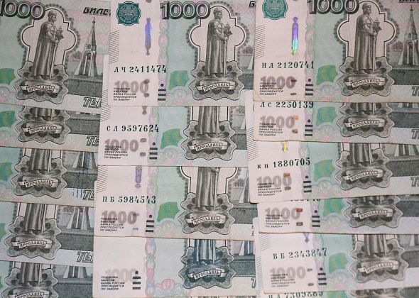 Мошенники похитили у жительницы Карпинска 830 тысяч рублей