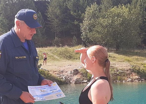 Карпинские пожарные искали беспризорных детей на берегах местных водоемов