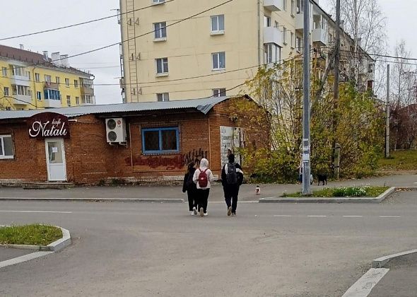 Жители Карпинска недовольны «пропажей» пешеходного перехода по Свердлова