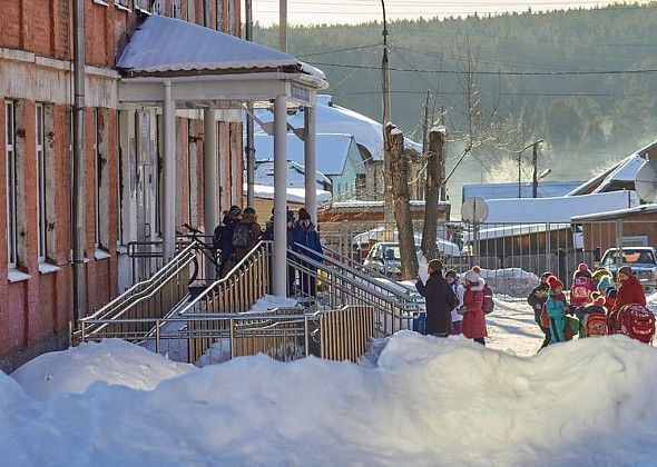 Дистант - все: с 11 января дети возвращаются в школы