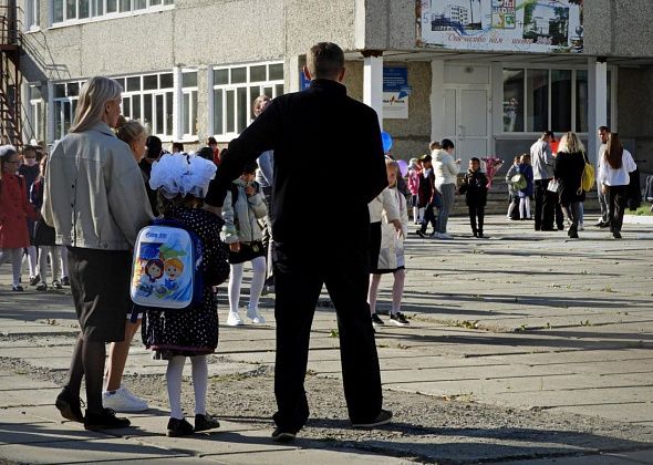 В школах стартовал прием заявлений на поступление в первые классы