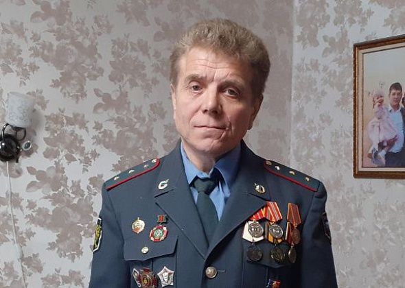 Пожарные навестили ликвидатора чернобыльской аварии