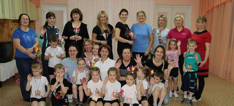 В детском саду №17 прошли веселые старты «А ну-ка, мамы!»