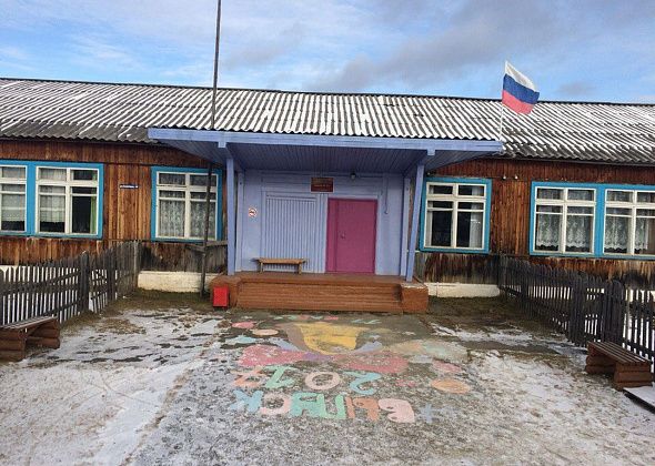 В поселке Сосновка наконец-то снесут старое здание школы