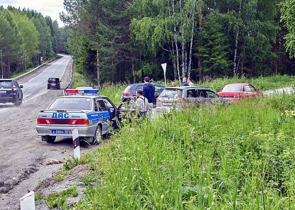 Между Карпинском и Краснотурьинском сбили двоих пешеходов