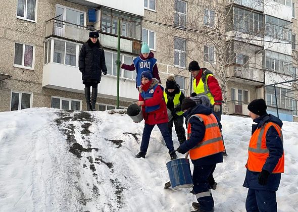 В Карпинске ищут и ликвидируют опасные горки