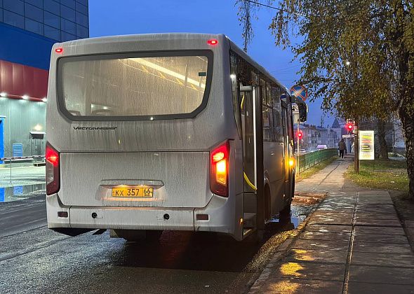 Конфликты в автобусах Карпинск — Краснотурьинск: пассажиры и кондуктора высказывают взаимные претензии