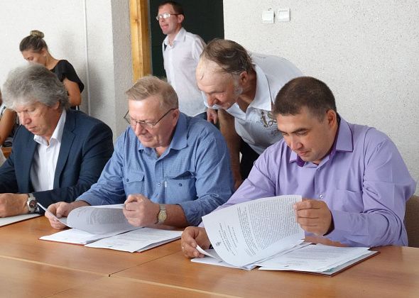 Еще одного депутата городской Думы лишили полномочий