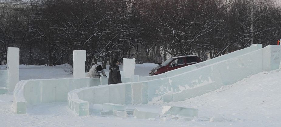 Строительство ледового городка