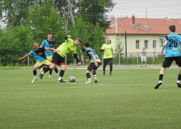 В эту субботу ФК «Карпинск» будет брать реванш над краснотурьинской «Авророй». Приходите поддержать