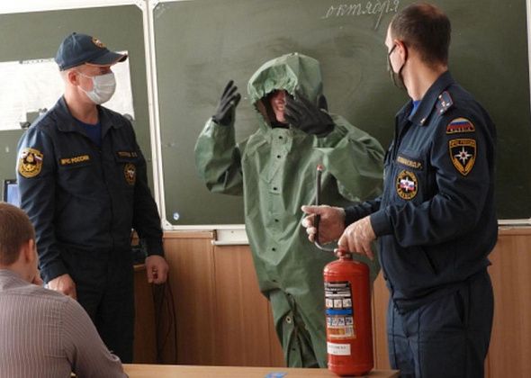 Пожарные проведут с карпинскими школьниками «Месячник безопасности»