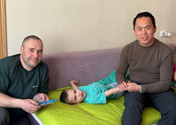 Для Ромы Хлыбова, которому нужна поездка в китайскую клинику, собрана половина от необходимой суммы