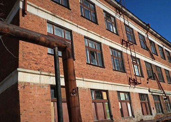 Ремонтировать теплосети в районе школы №38 будет та же фирма, которая делает капремонт здания