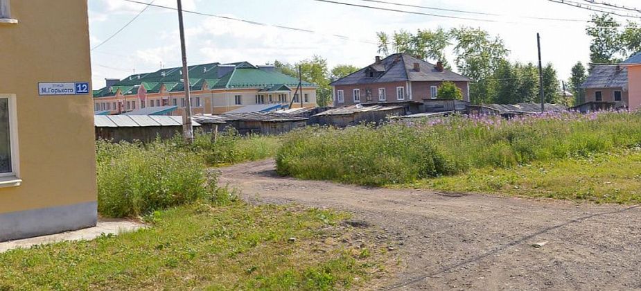 Жители двухэтажек по Максима Горького опасаются, что встретят холода без сараев