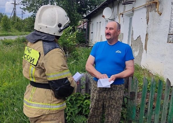 Пожарные призывают хозяев частных домов уже начинать готовиться к отопительному сезону