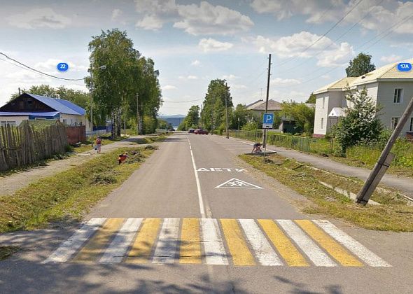 В Карпинске снова начали поиск подрядчика для ремонта тротуара по улице Карла Маркса