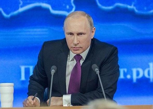 Путин ответил на вопрос пенсионерки о жизни на 10 800 рублей в месяц