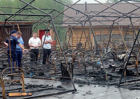 Спасавшего детей при пожаре в "Холдоми" мальчика наградили посмертно